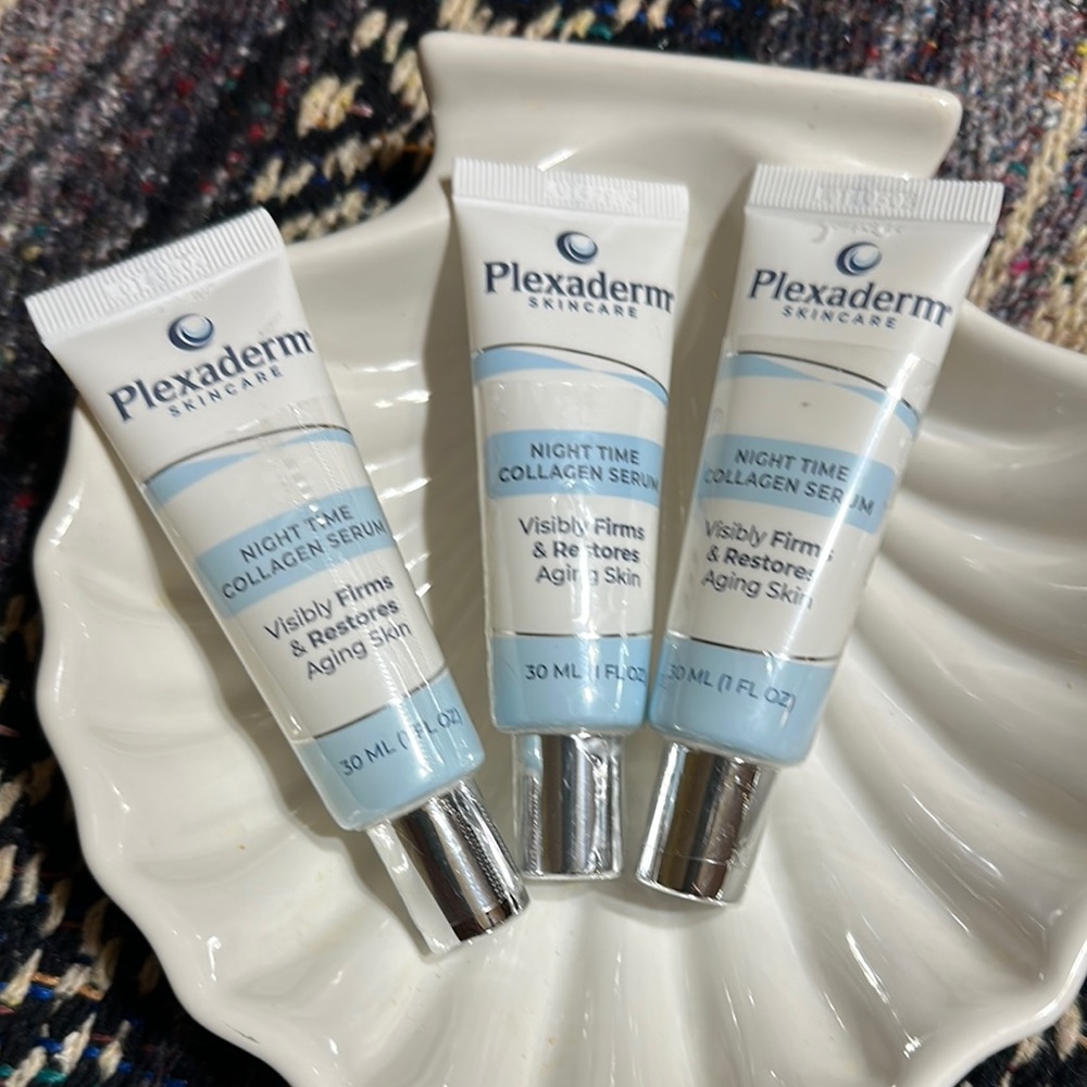Night Time Collagen Serum - White and Silver 40 dlls EACH